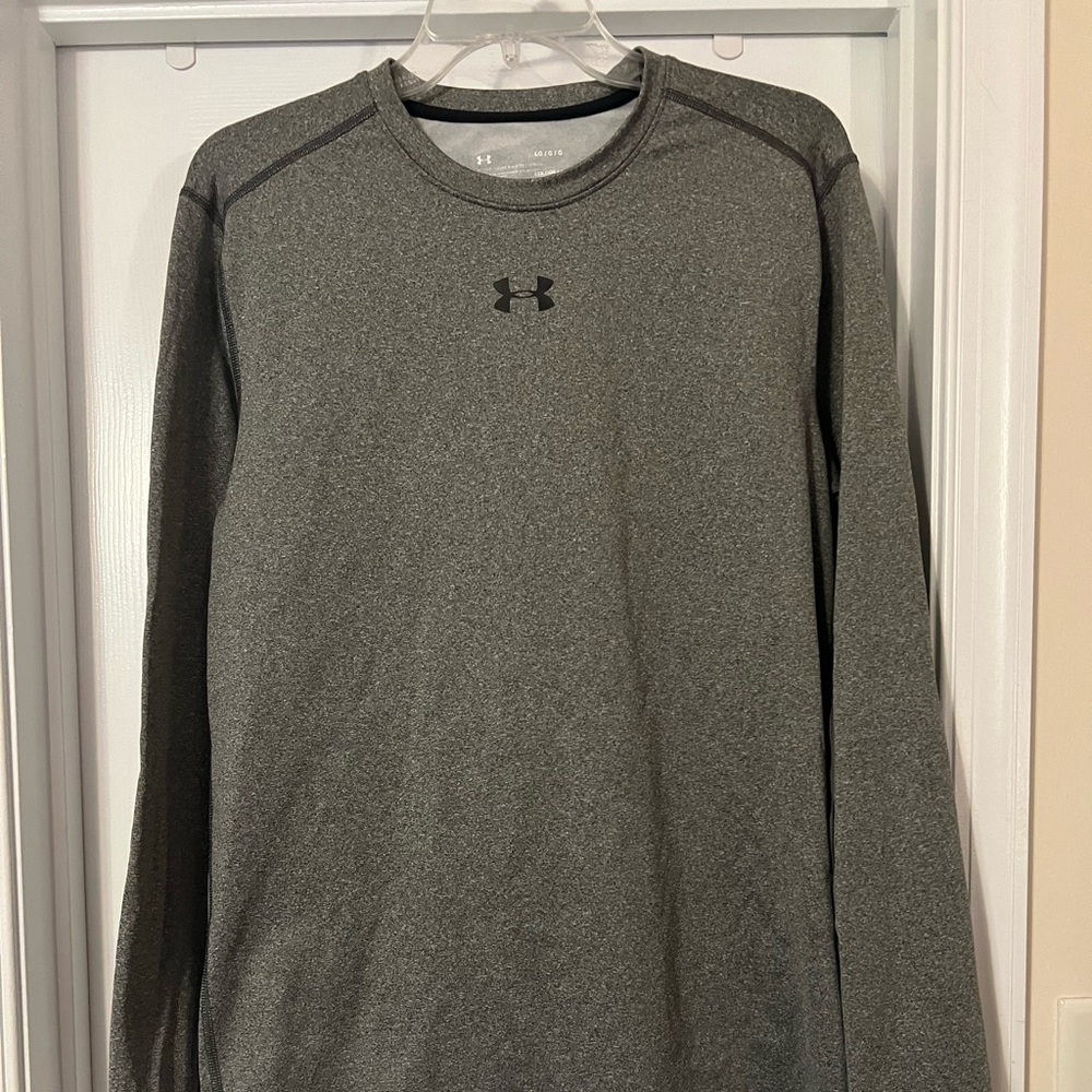 Under Armor thermal running crew Sz lg